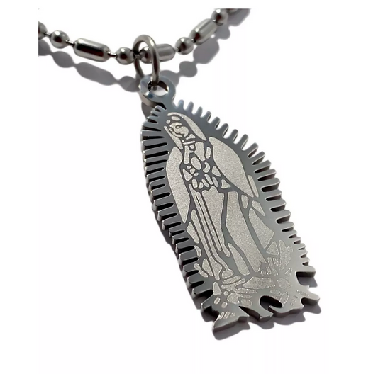 Dije Virgen de Guadalupe Cuerpo Puntas en Acero Inoxidable Resplandor