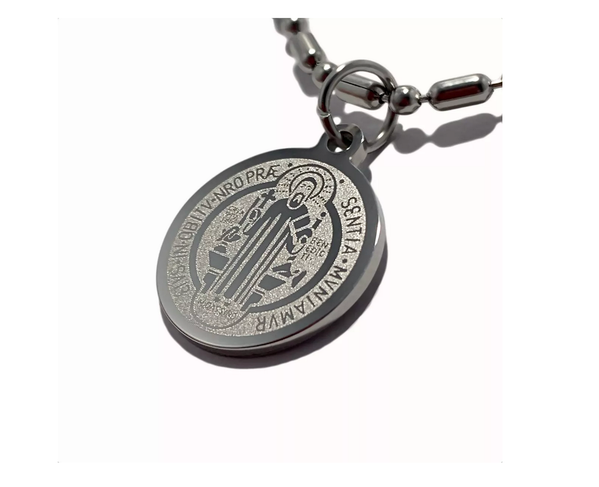 Dije circular de San Benito Grande en Acero Inoxidable