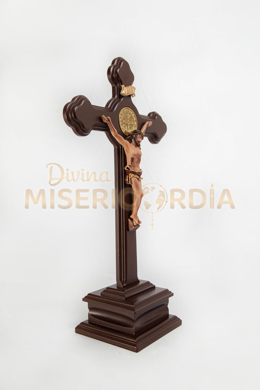 Crucifijo Base San Benito Resina JV