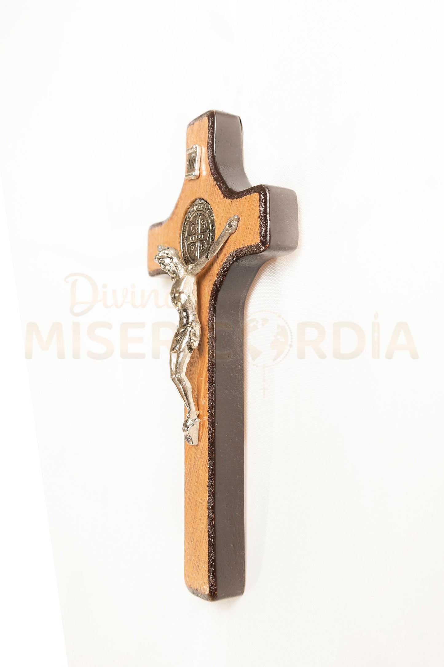 Crucifijo San Benito SB12 VL