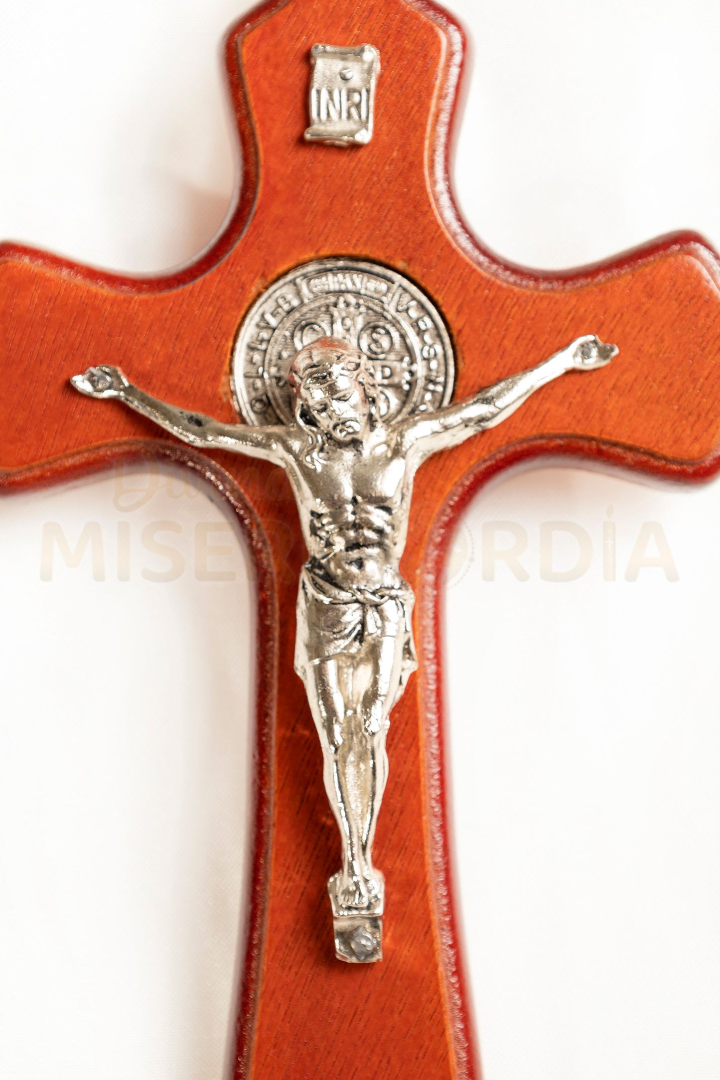 Crucifijo San Benito TR13 VL