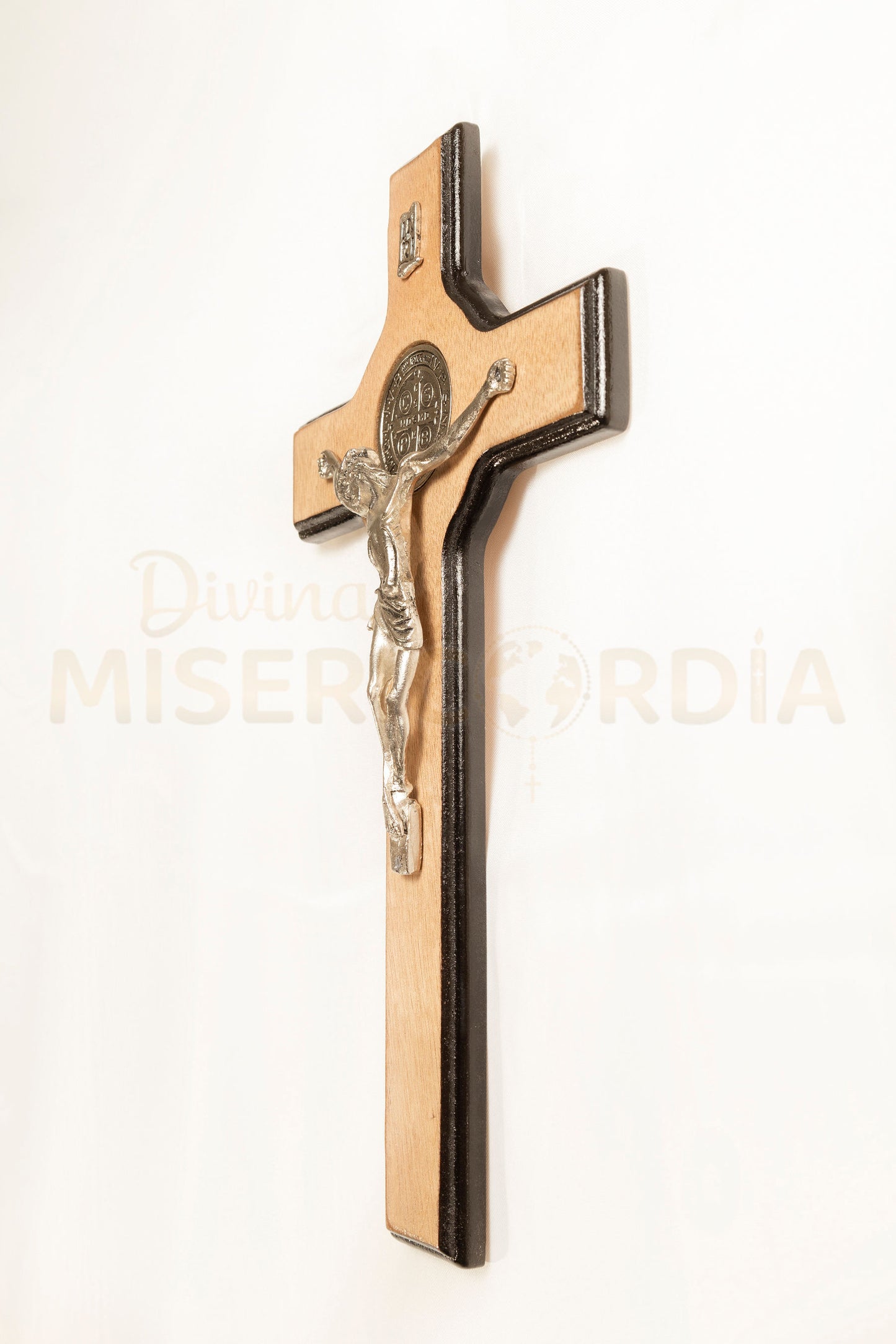 Crucifijo San Benito SB20 VL