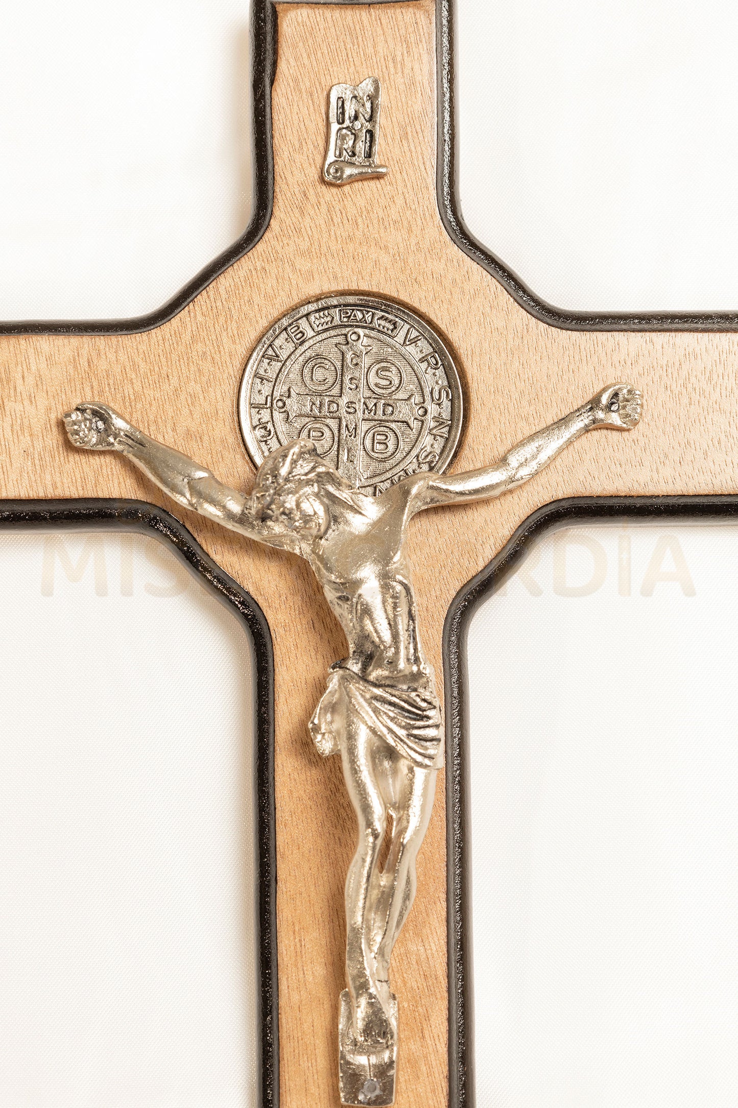 Crucifijo San Benito SB20 VL