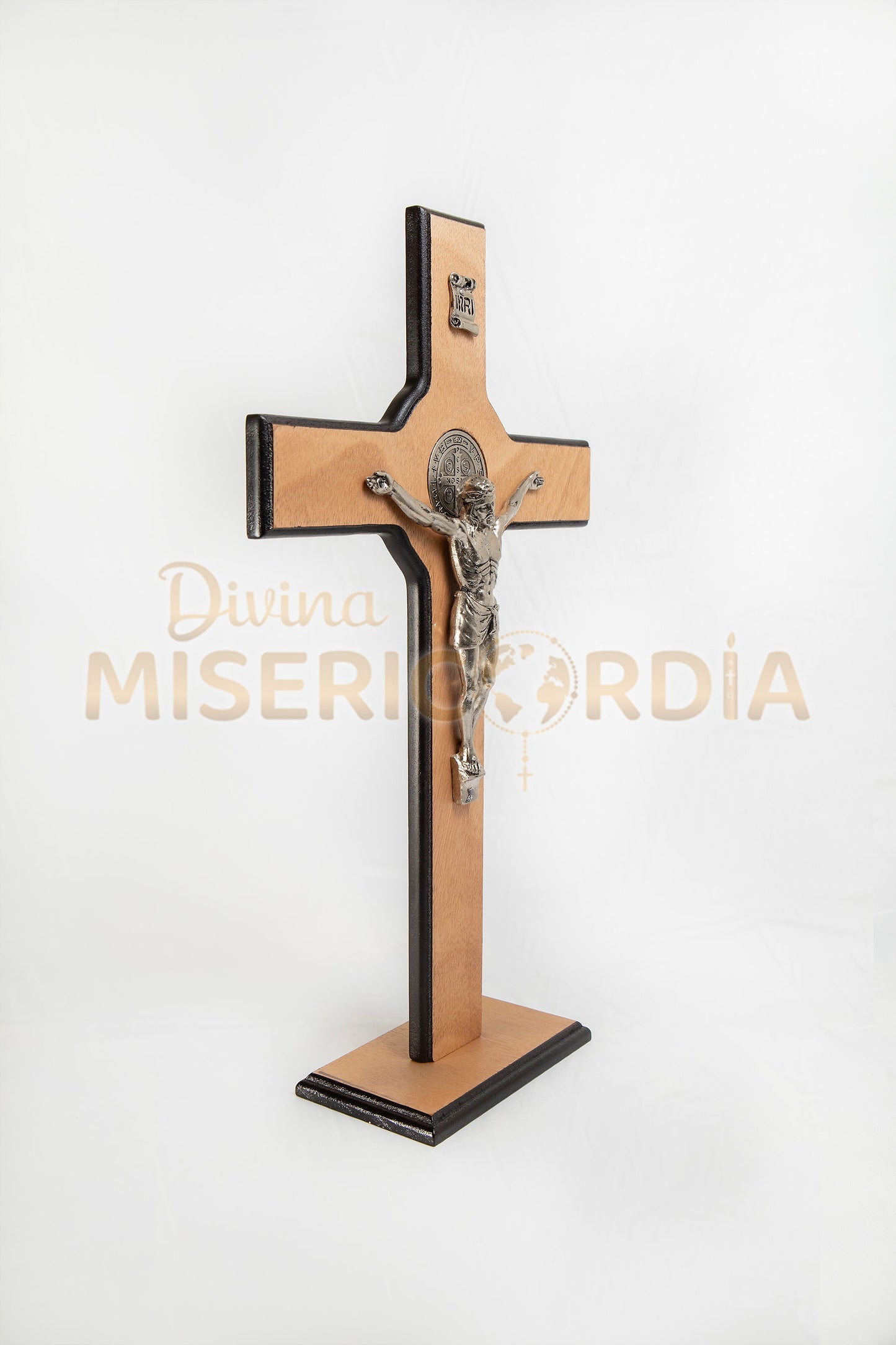 Crucifijo Base San Benito SB22 VL