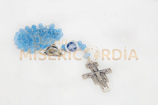 Rosario de Piedra Ágata Azul con Cruz de San Damián JCb